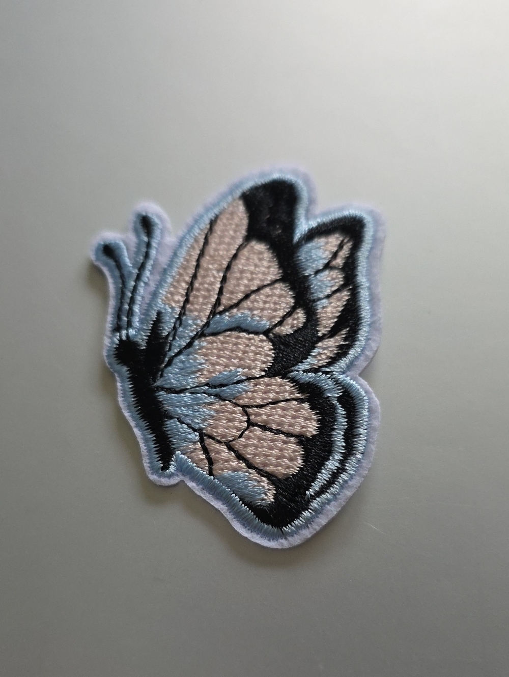 BUTTERFLY IRON ON